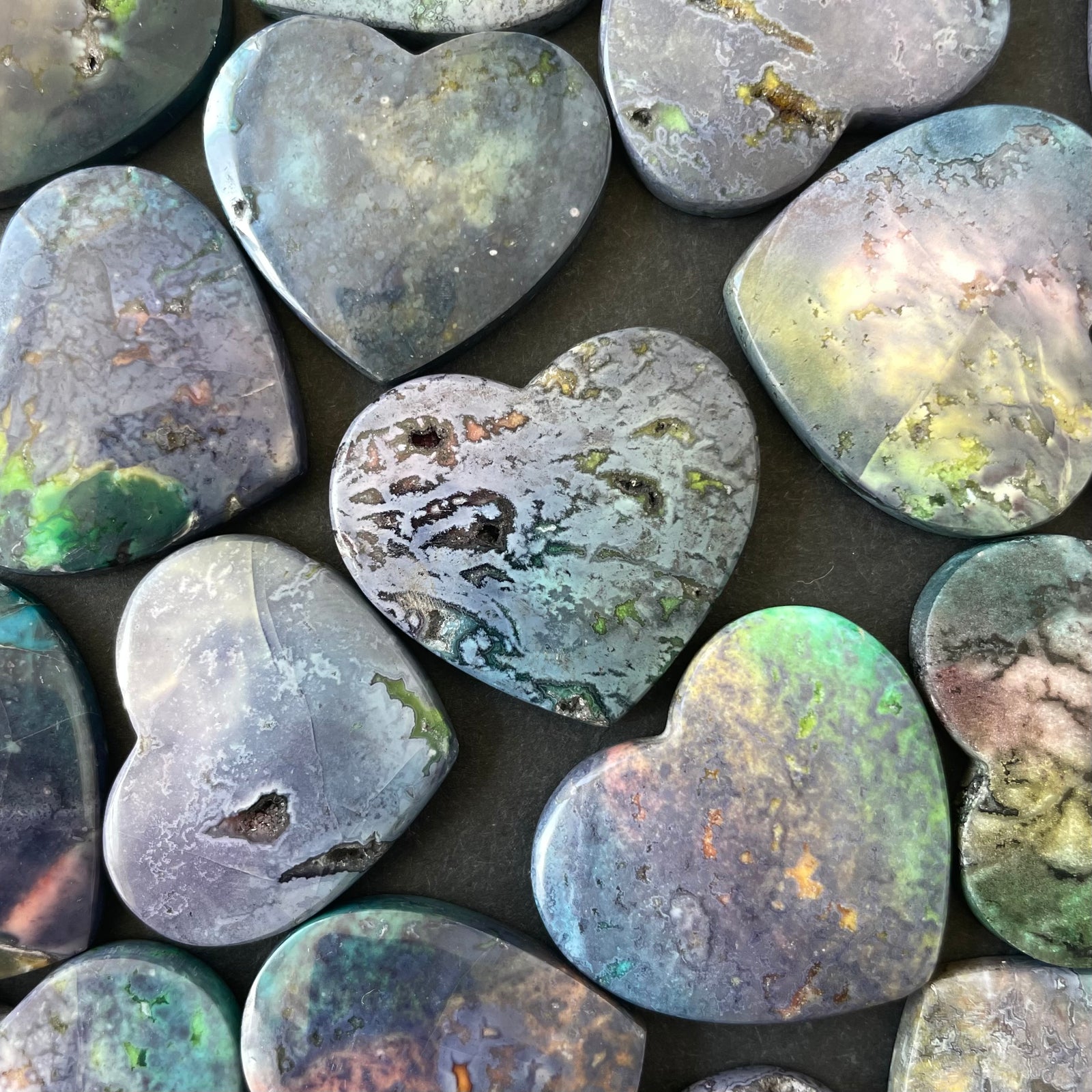 Purple-dyed White Lace Agate