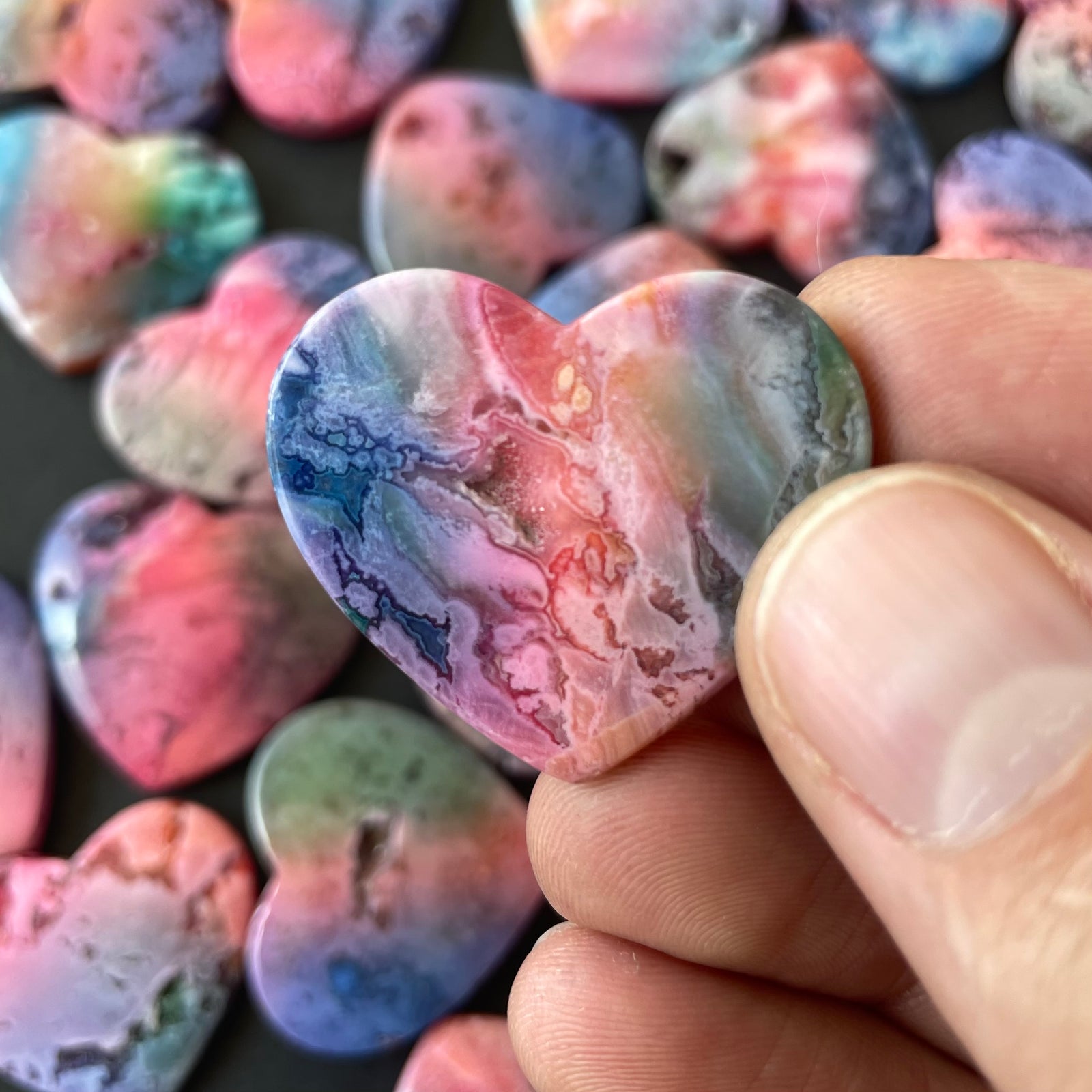 Pink-dyed White Lace Agate