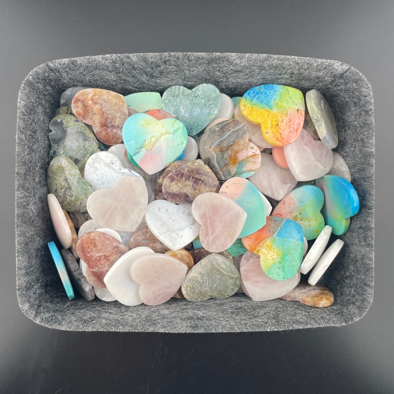 Essentials Starter Pack – 100 Hearts + Cards + Gift Bags & Display